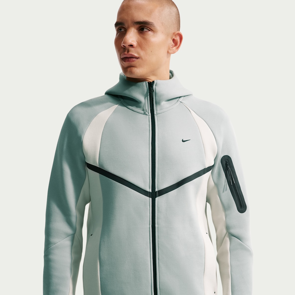 Nike Tech. Nike.com